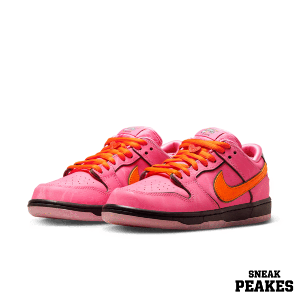NIKE SB DUNK LOW  THE POWER PUFF GIRLS BLOSSOM