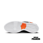 NIKE SB DUNK LOW TIGHT BOOTH - Image 3