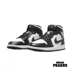 AIR JORDAN 1 MID PANDA