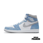 AIR JORDAN 1 RETRO HIGH OG HYPER ROYAL - Image 5