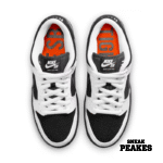 NIKE SB DUNK LOW TIGHT BOOTH - Image 4